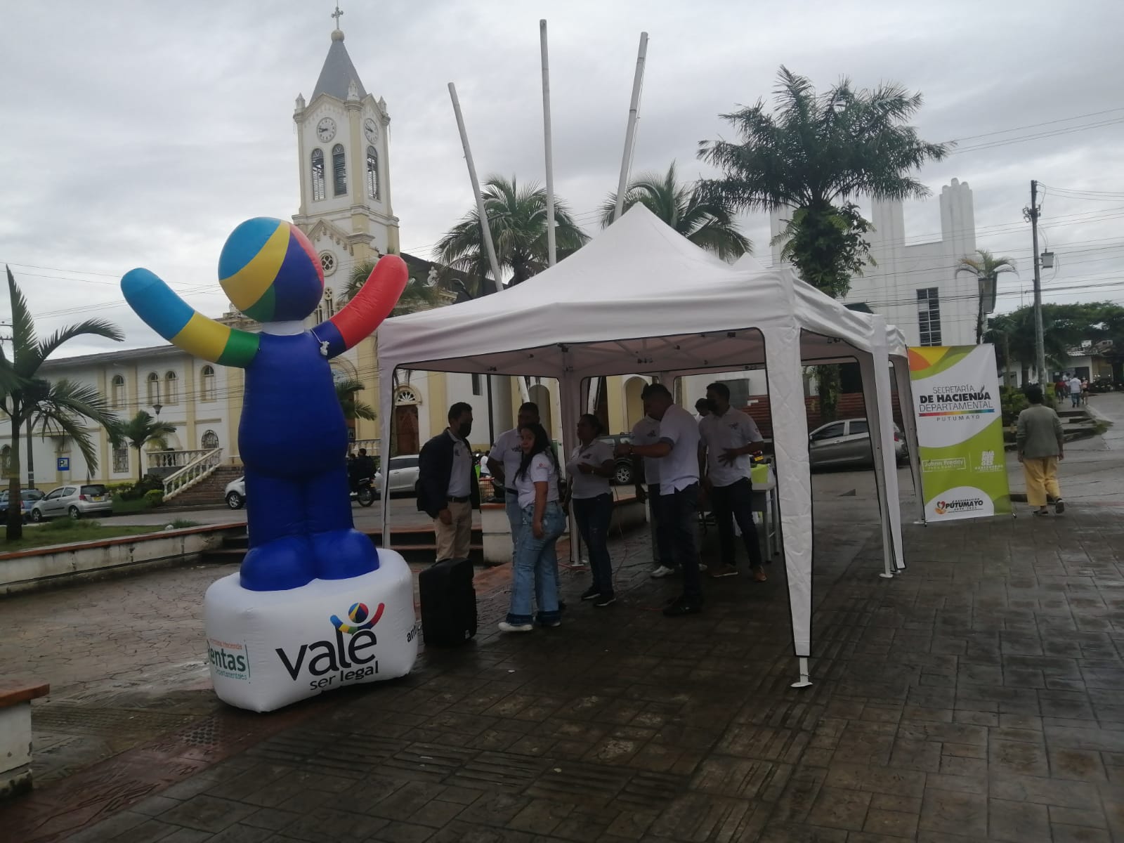 Secretaria de Hacienda realizó Liquidatón de Impuesto Vehicular, en el Parque General Santander.
